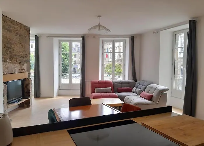 Appartement 75M2 Plein Centre Face A La Mairie